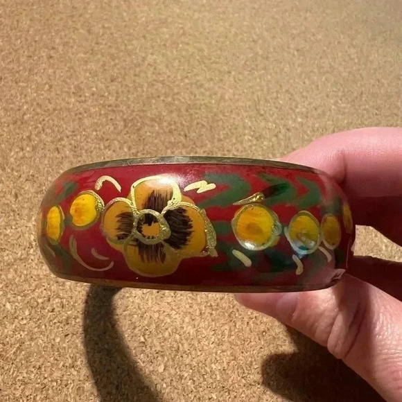 Vintage Brass Red Flower Enamel Bangle Bracelet - Picture 1 of 5